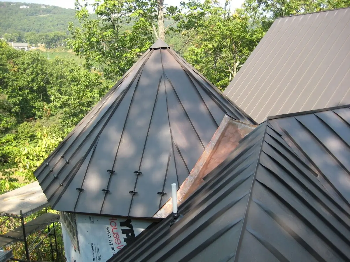 Professional Shingle Replacement & Repair by Craftsman Roofing in Huntington Park